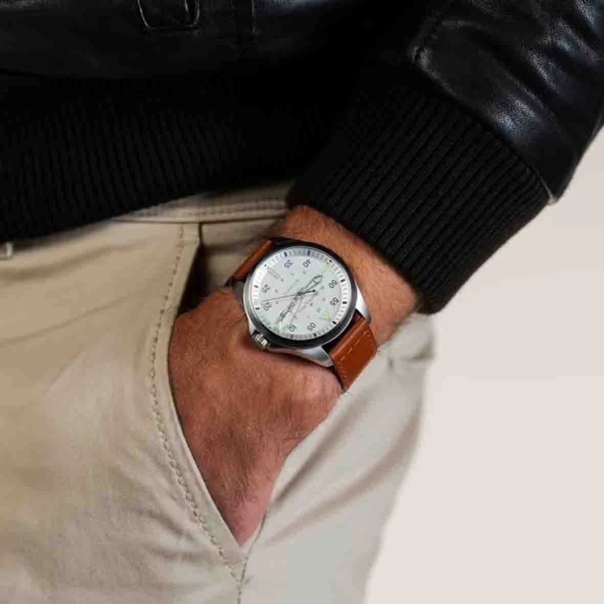 Hamilton Khaki Aviation Pilot Day Date Auto 42 Mm- H64635550 – Image 5