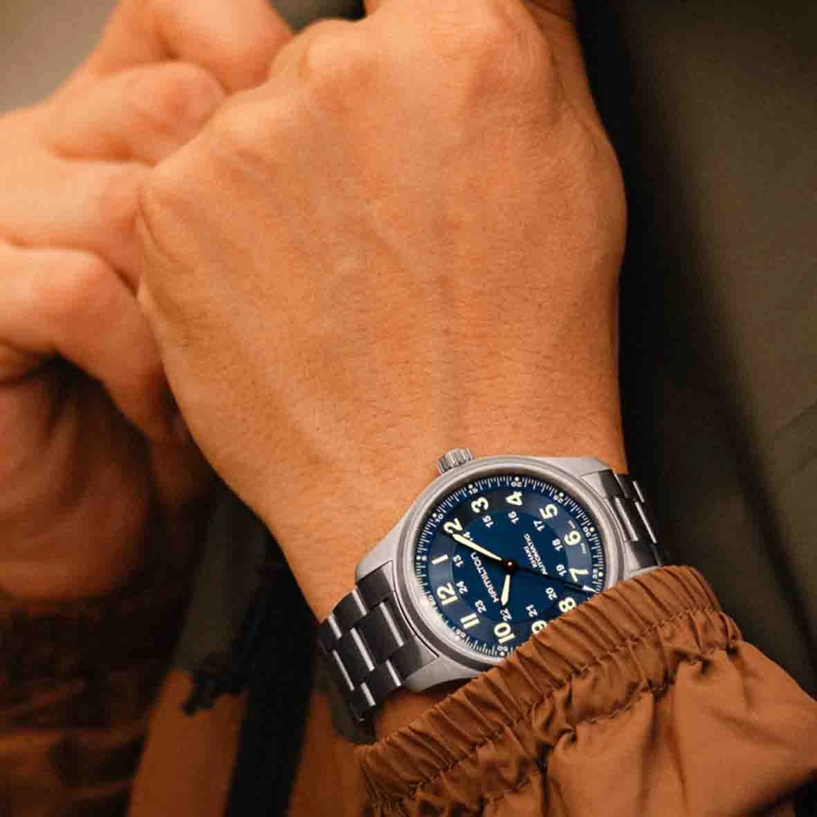 Hamilton Khaki Field Titanium Auto 42 Mm- H70545140 – Image 3