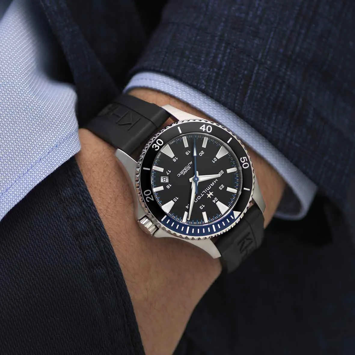 Hamilton Khaki Navy Khaki Scuba 40 Mm- H82335331 – Image 2